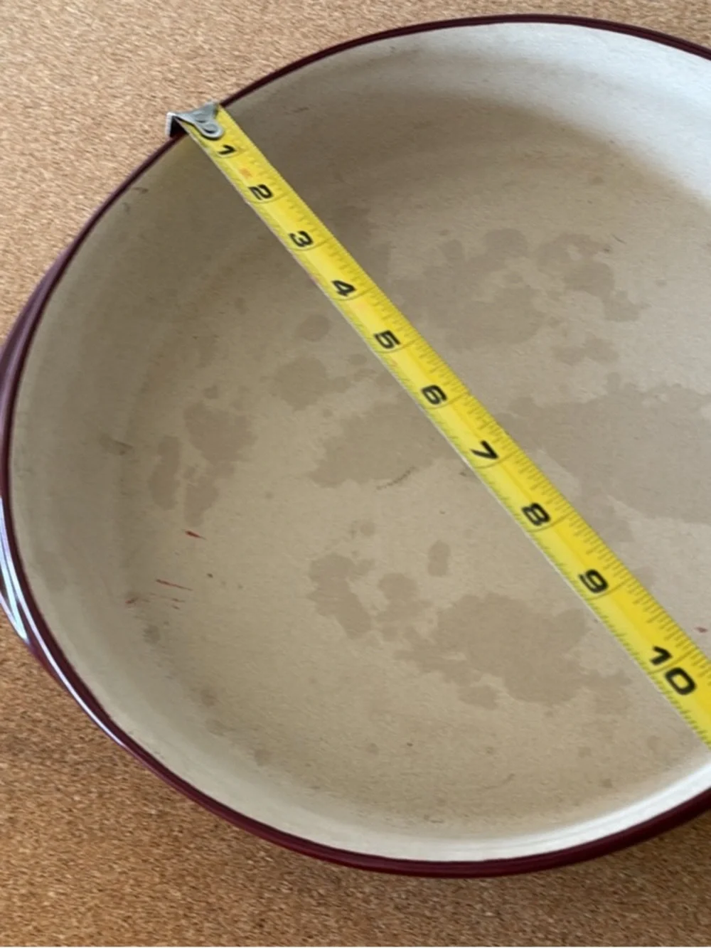 The Pampered Chef Round Covered Stoneware Baker - Maroon